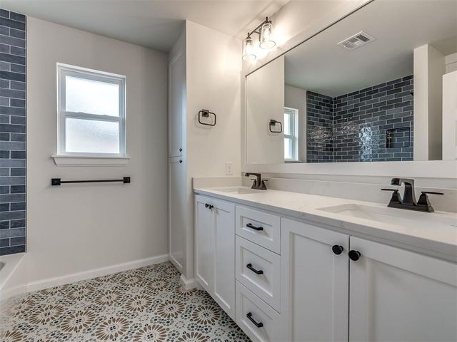 2446 Sierra Circle, Blanchard, OK 73010