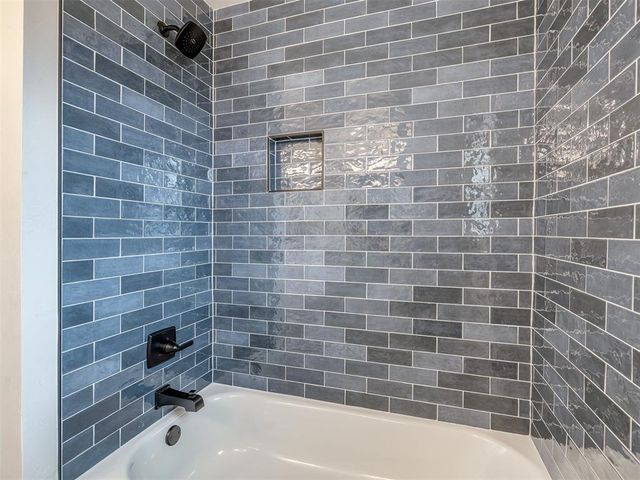 2446 Sierra Circle, Blanchard, OK 73010