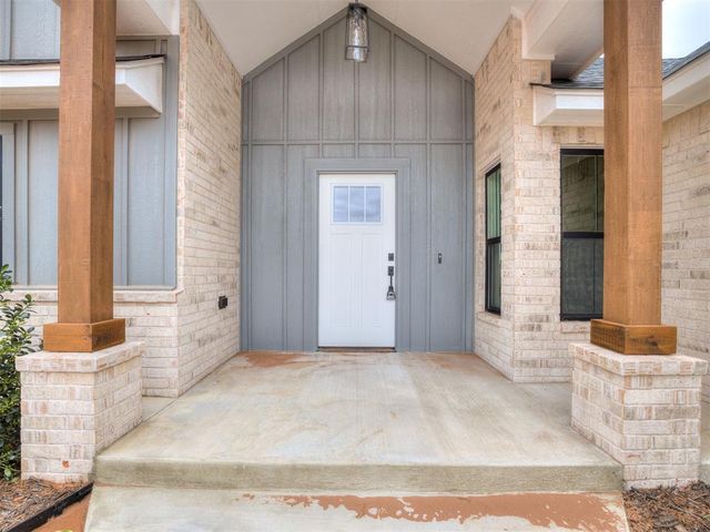 2446 Sierra Circle, Blanchard, OK 73010