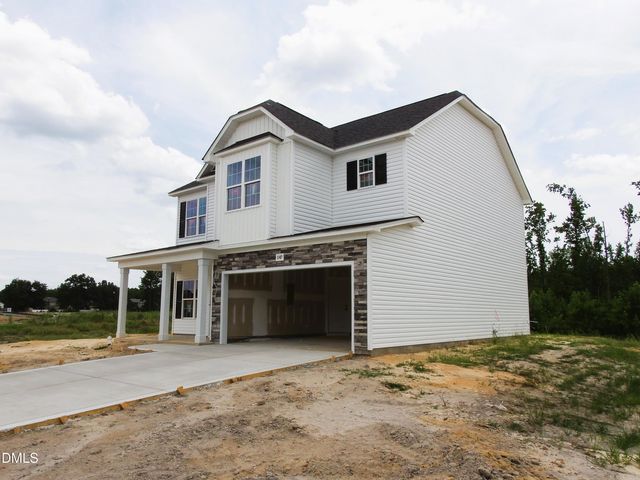 1149 Hedgewood Drive, Hope Mills, NC 28348