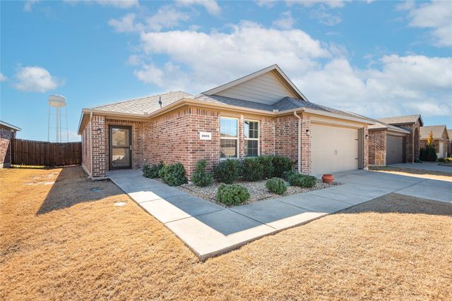 1809 Princeton Avenue, Farmersville, TX 75442