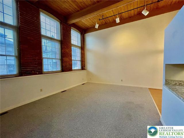 101 Race Street 102, Catasauqua Boro, PA 18032