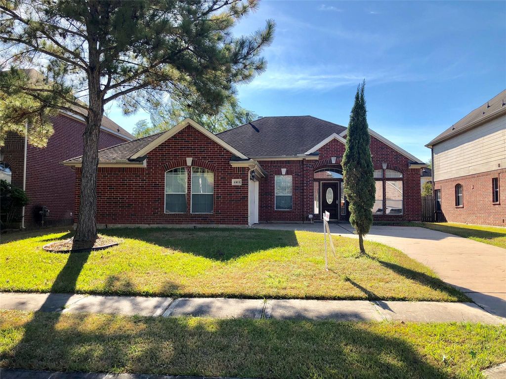 13113 Sunset Cliff Court, Sugar Land, TX 77478