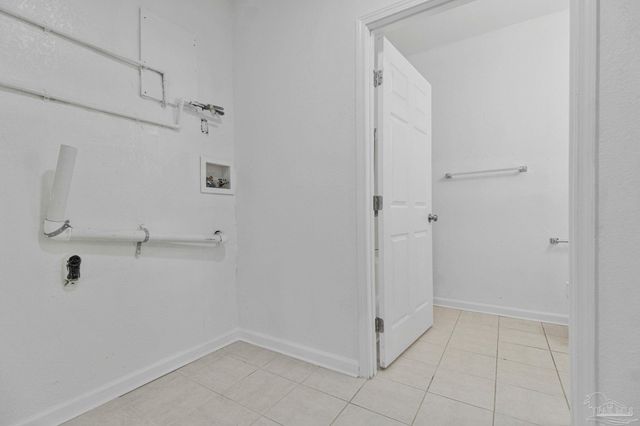 8090 Tippin Ave, Pensacola, FL 32514