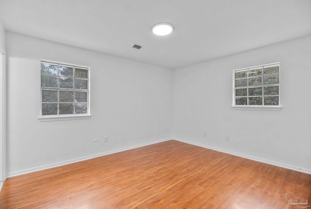 8090 Tippin Ave, Pensacola, FL 32514