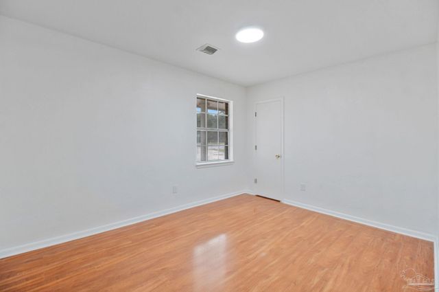 8090 Tippin Ave, Pensacola, FL 32514