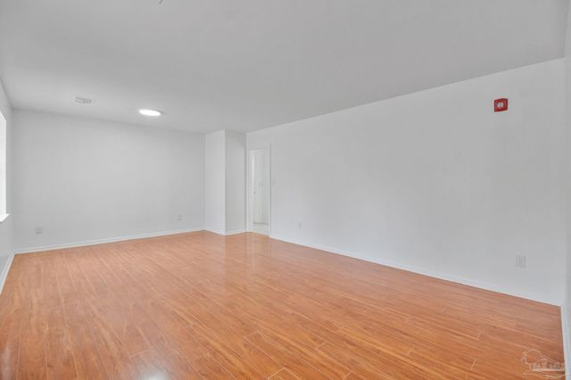 8090 Tippin Ave, Pensacola, FL 32514