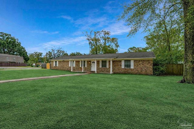 8090 Tippin Ave, Pensacola, FL 32514