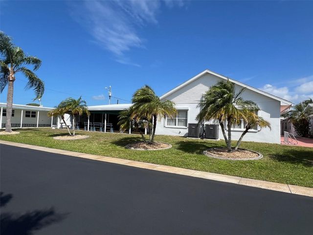 1500 COUNTY ROAD 1 22, Dunedin, FL 34698