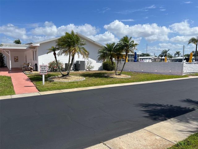 1500 COUNTY ROAD 1 22, Dunedin, FL 34698