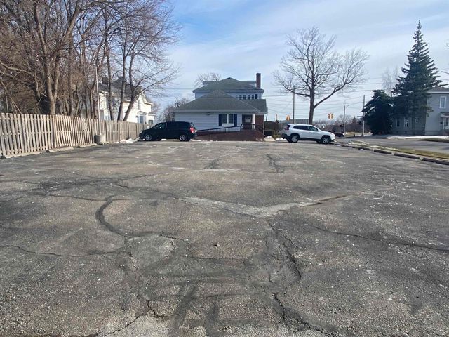 721 S Michigan Street, Saginaw, MI 48602