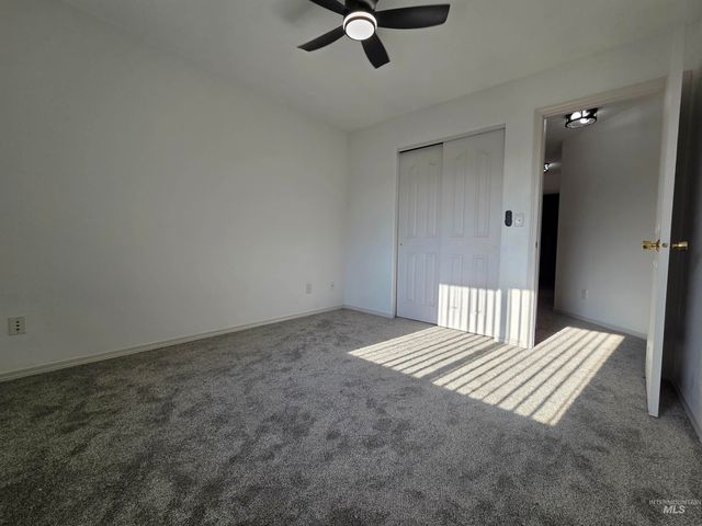 1134 Liberty Dr, Clarkston, WA 99403