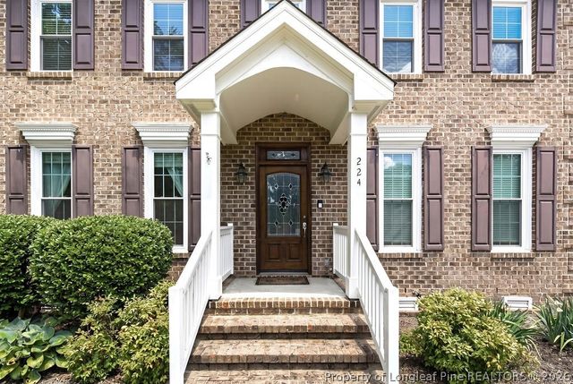 224 Shawcroft Road, Fayetteville, NC 28311