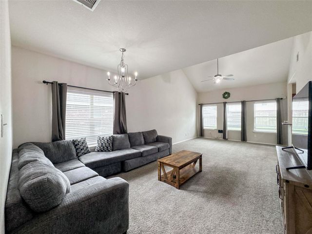 3041 Boxwood Springs Lane, Dickinson, TX 77539