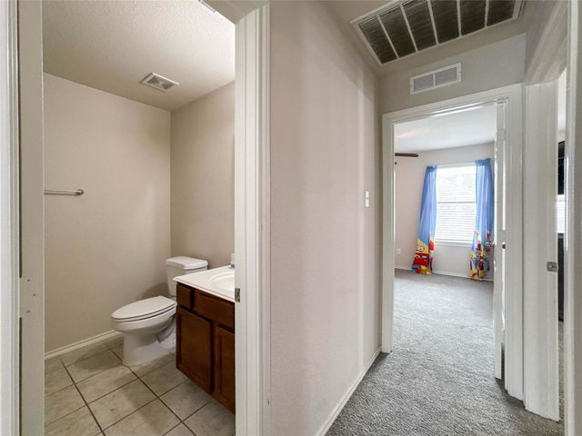 3041 Boxwood Springs Lane, Dickinson, TX 77539