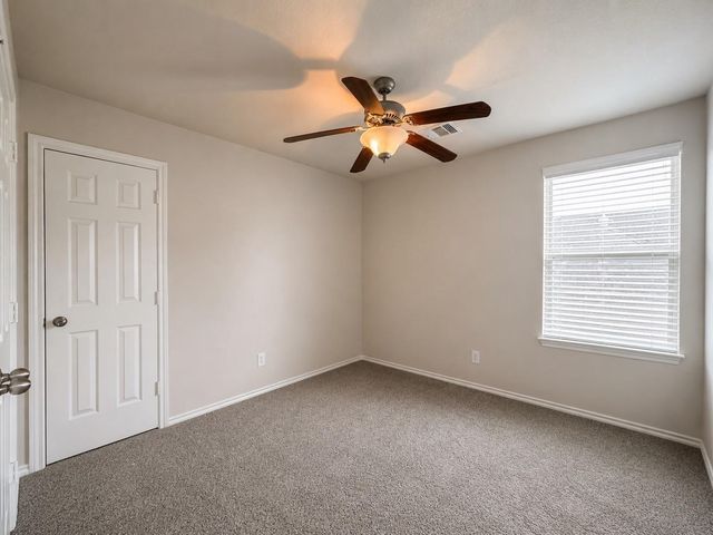 3041 Boxwood Springs Lane, Dickinson, TX 77539