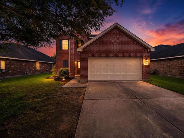 3041 Boxwood Springs Lane, Dickinson, TX 77539