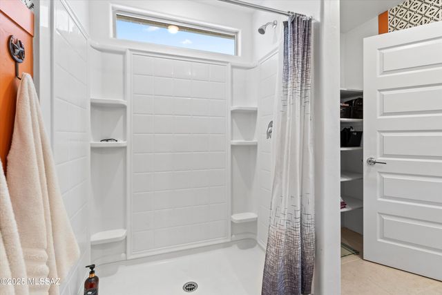 22082 E Thunderhead Drive, Red Rock, AZ 85145