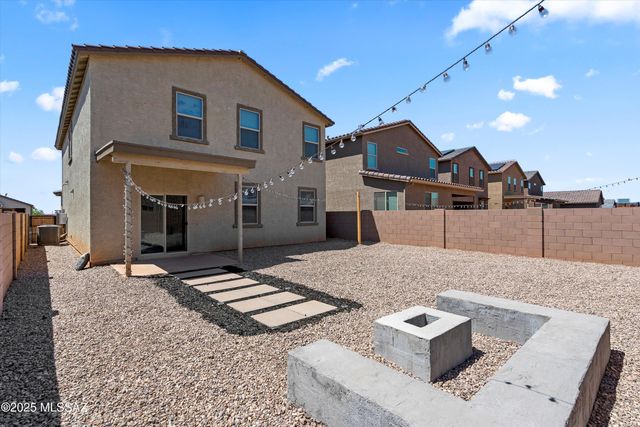 22082 E Thunderhead Drive, Red Rock, AZ 85145