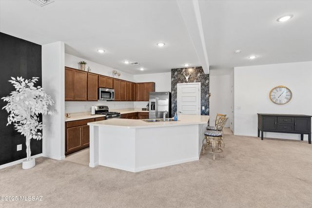 22082 E Thunderhead Drive, Red Rock, AZ 85145