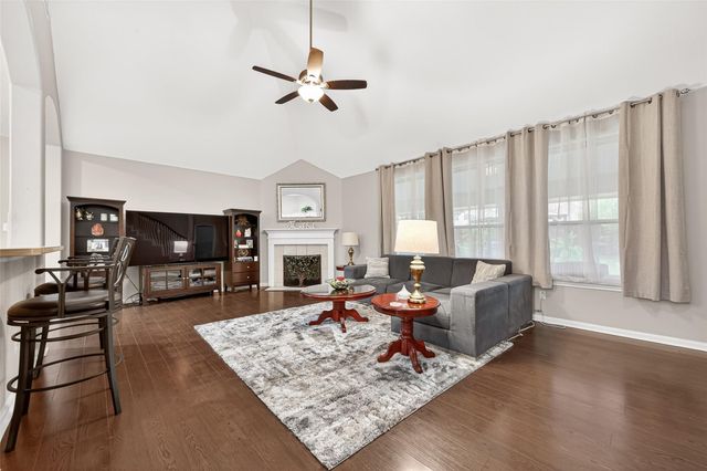 6027 Bassetdale Lane, Houston, TX 77084