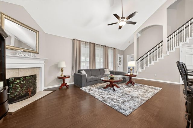 6027 Bassetdale Lane, Houston, TX 77084