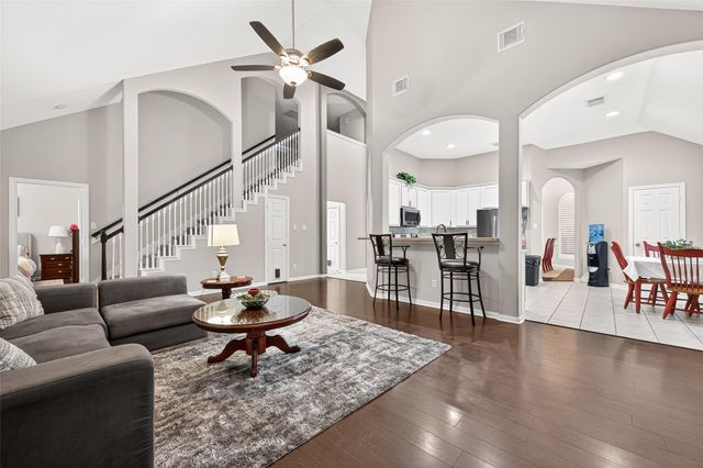 6027 Bassetdale Lane, Houston, TX 77084