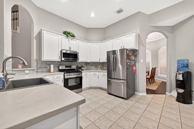6027 Bassetdale Lane, Houston, TX 77084