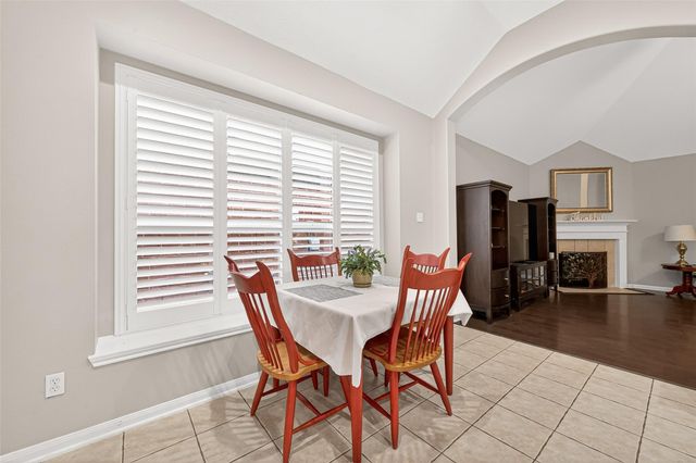 6027 Bassetdale Lane, Houston, TX 77084