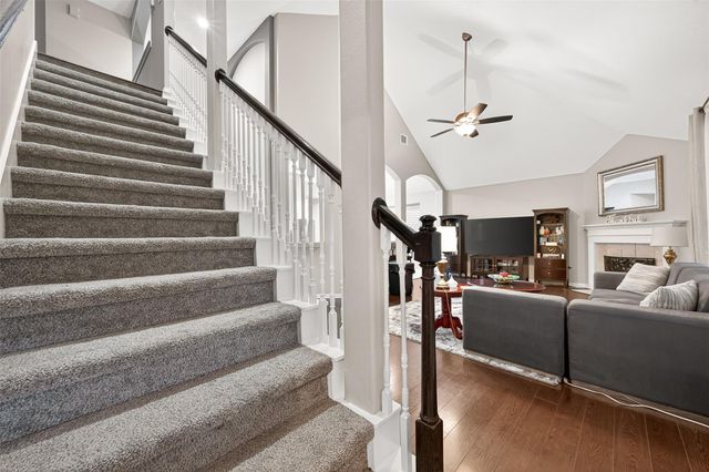 6027 Bassetdale Lane, Houston, TX 77084