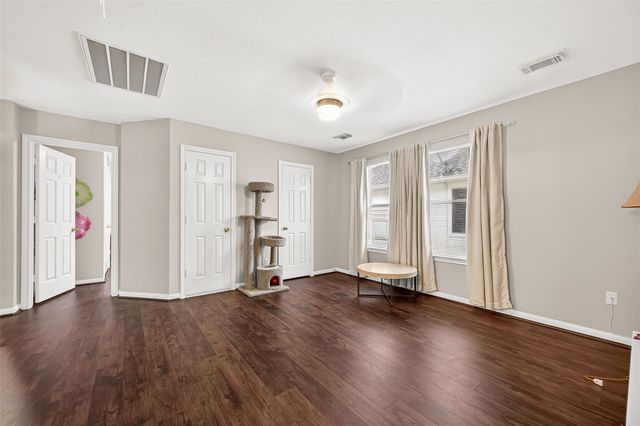 6027 Bassetdale Lane, Houston, TX 77084