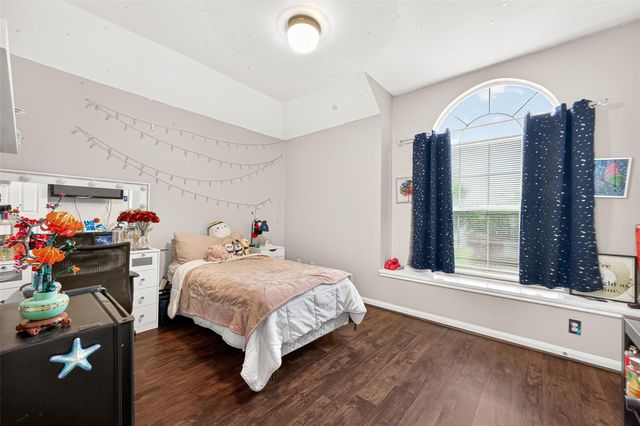6027 Bassetdale Lane, Houston, TX 77084