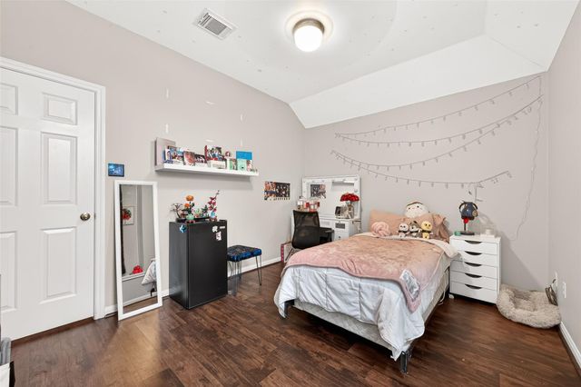 6027 Bassetdale Lane, Houston, TX 77084