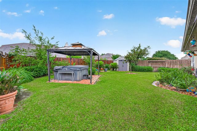 6027 Bassetdale Lane, Houston, TX 77084