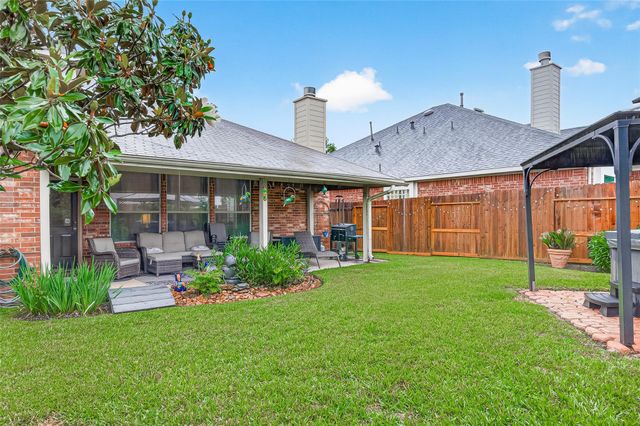 6027 Bassetdale Lane, Houston, TX 77084