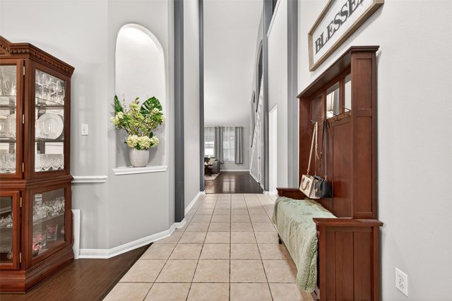 6027 Bassetdale Lane, Houston, TX 77084