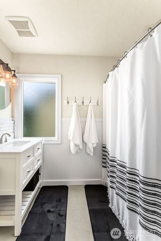 408 7th Avenue SE, Olympia, WA 98501