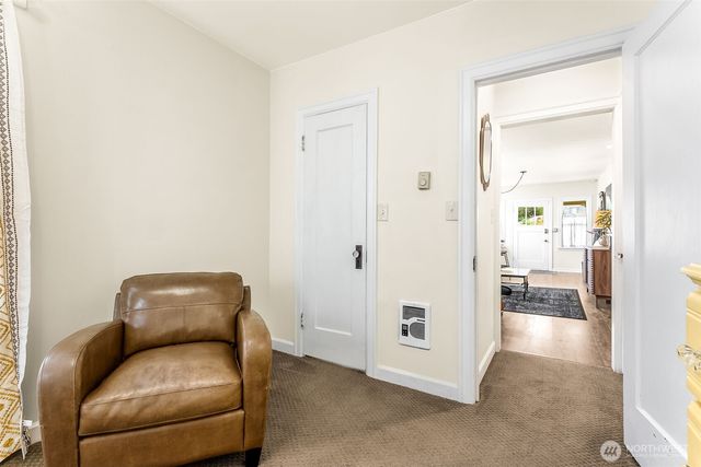 408 7th Avenue SE, Olympia, WA 98501