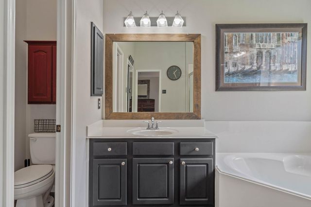 2504 N Yorkchase Lane, Conroe, TX 77304