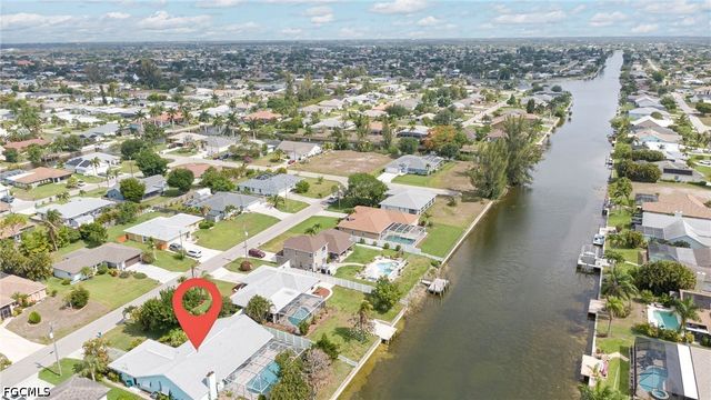 2301 SE 5th CT, Cape Coral, FL 33990