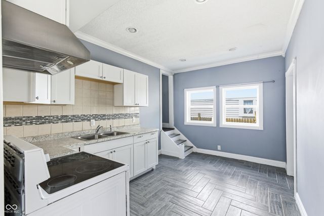 425 N Arsenal Avenue, Indianapolis, IN 46201