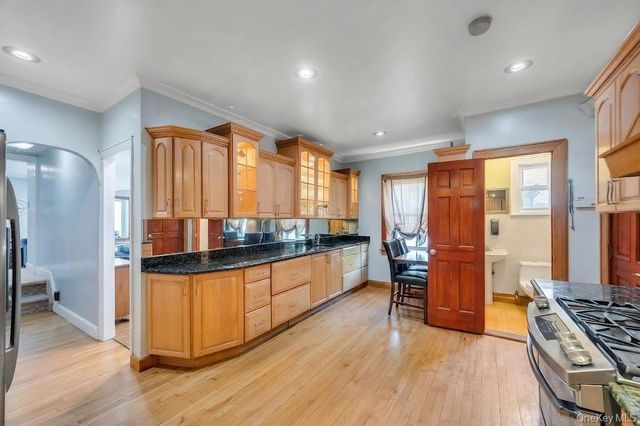 164-26 Grand Central Parkway, Jamaica, NY 11432