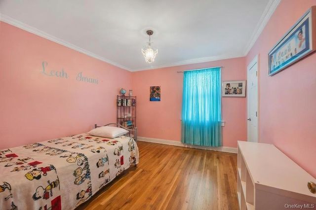 164-26 Grand Central Parkway, Jamaica, NY 11432