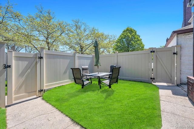 164-26 Grand Central Parkway, Jamaica, NY 11432