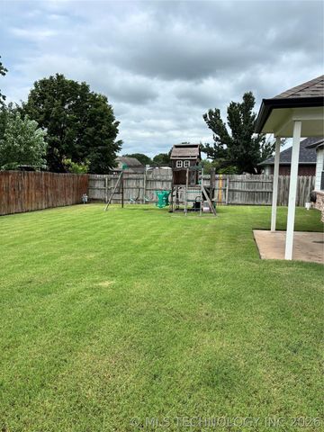 11006 E 118th Street N, Collinsville, OK 74021