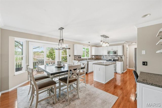 16762 Kingstowne Estates Drive, Wildwood, MO 63011