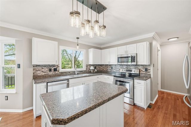 16762 Kingstowne Estates Drive, Wildwood, MO 63011