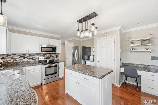 16762 Kingstowne Estates Drive, Wildwood, MO 63011
