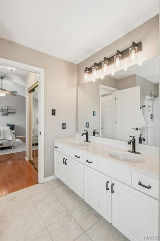 16762 Kingstowne Estates Drive, Wildwood, MO 63011