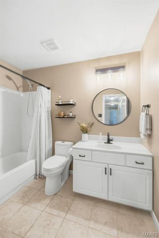 16762 Kingstowne Estates Drive, Wildwood, MO 63011